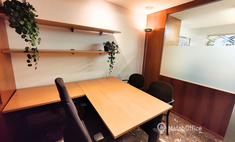Oficina comercial disponible para alquilar en Eixample 12 m², Plaça del Doctor Letamendi 1 - 1 | MatchOffice.es