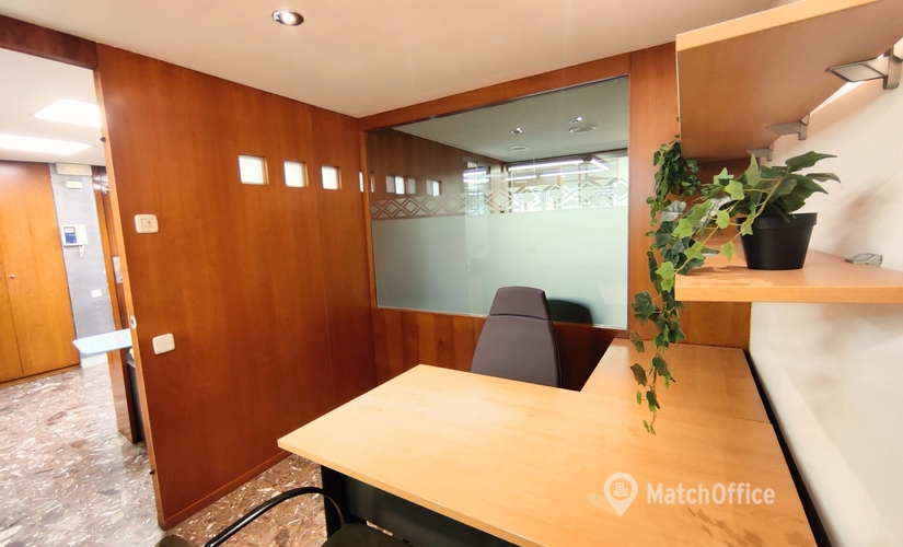 Virtual business address in Eixample, Plaça del Doctor Letamendi 1 (08007) - 2 | MatchOffice