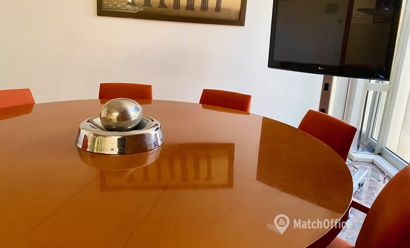 Alquile sala de juntas en Eixample 30 m², Plaça del Doctor Letamendi 1 - 3 | MatchOffice.es