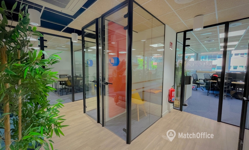 Oficina en alquiler en Madrid Tetuán 400 m², Calle de Orense 11 - 4 | MatchOffice