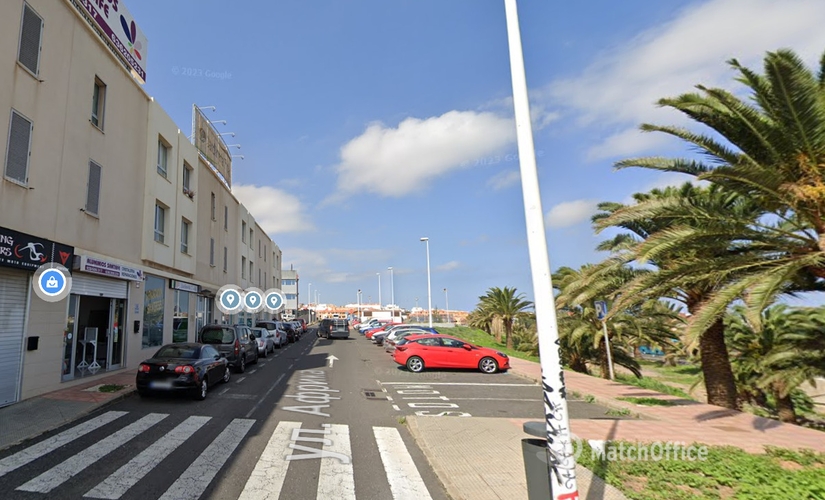 Reserve sala de juntas en Gran Canaria 90 m², Calle Manuel Vázquez Montalbán 1 - 0 | MatchOffice