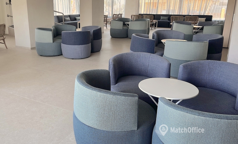 Reserve sala de reuniones en Málaga 309 m², Avenida del Mar 7 - 0 | MatchOffice.es