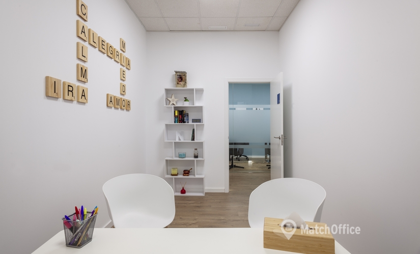 Oficina comercial en alquiler en València 25 m², Carrer de Rafael Reyes i Torrent (Pintor) 1 - 0 | MatchOffice.es