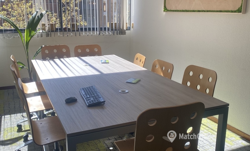 Alquile sala de conferencias en Madrid Hortaleza 16 m², Calle del Golfo de Salónica 27 - 0 | MatchOffice