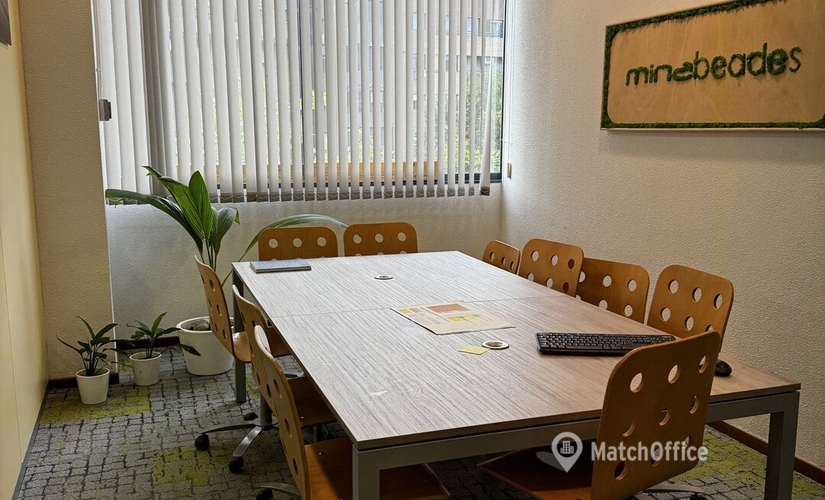 Reserve sala de conferencias en Madrid Hortaleza 16 m², Calle del Golfo de Salónica 27 - 1 | MatchOffice.es