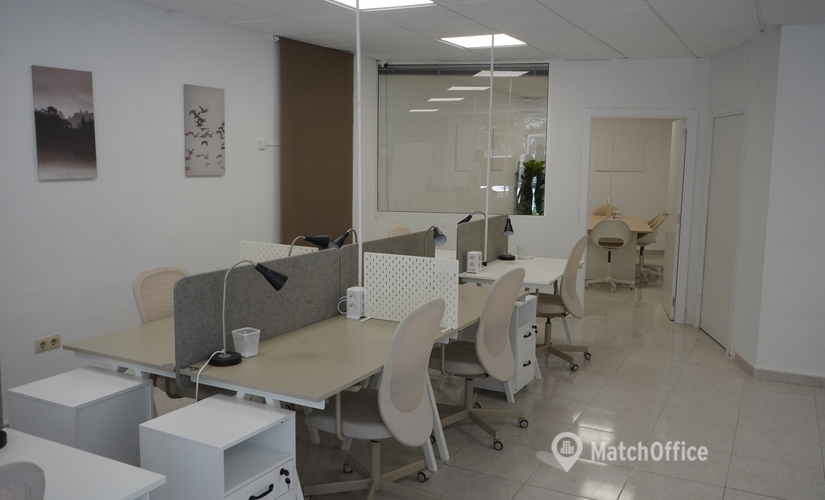 135 m² Coworking space  in Valencia, Avinguda de les Balears 9 (46023) - 2 | MatchOffice.com