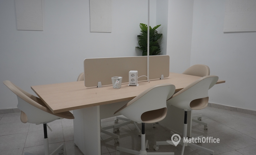 135 m² Shared office  in Valencia, Avinguda de les Balears 9 (46023) - 4 | MatchOffice.com