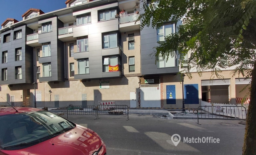 Oficina disponible para alquilar en A Coruña 90 m², Calle Rueiro 5 - 0 | MatchOffice