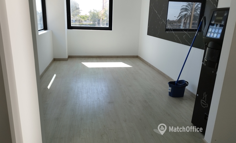 Office Carrer Almansa 32 03206 Alicante