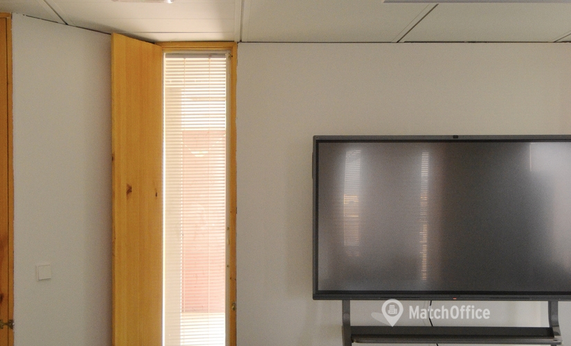 Observe coworking en Madrid Chamartín 350 m², Avenida de Burgos 8A - 1 | MatchOffice.es