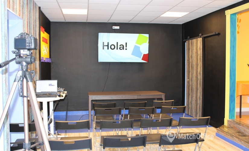 Alquile oficinas compartidas en Nou Barris 120 m², Carrer del Doctor Pi i Molist 65 - 3 | MatchOffice.es
