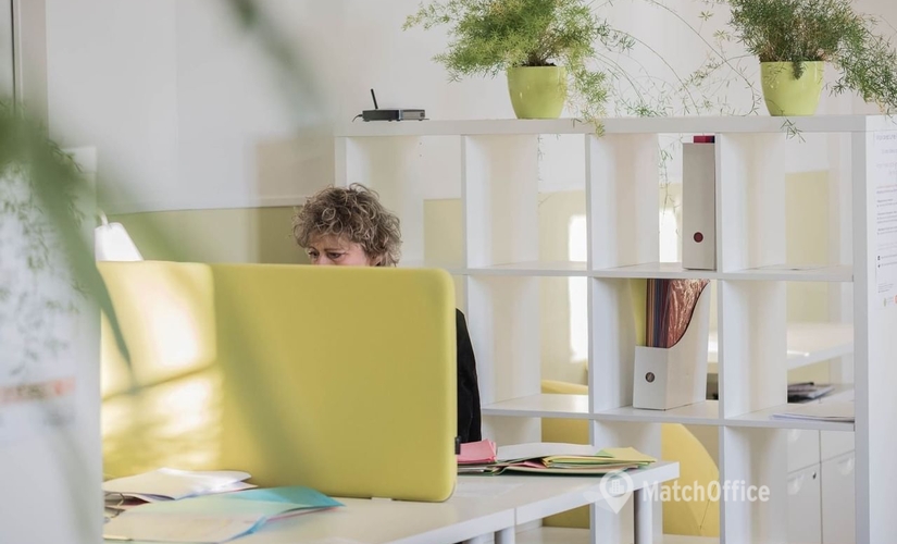 Observe oficinas compartidas en Sevilla 60 m², Avenida de Emilio Lemos 2 - 2 | MatchOffice