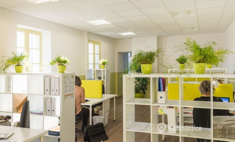 Explore oficinas de coworking en Sevilla 60 m², Avenida de Emilio Lemos 2 - 1 | MatchOffice.es
