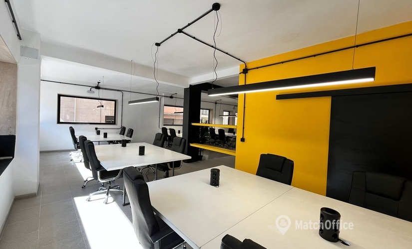 Explore coworking en València 200 m², Plaça de Vicent Iborra 8 - 2 | MatchOffice