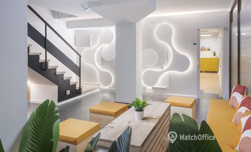 Explore oficinas de coworking en Eixample 10 m², Carrer de Floridablanca 68 - 3 | MatchOffice.es