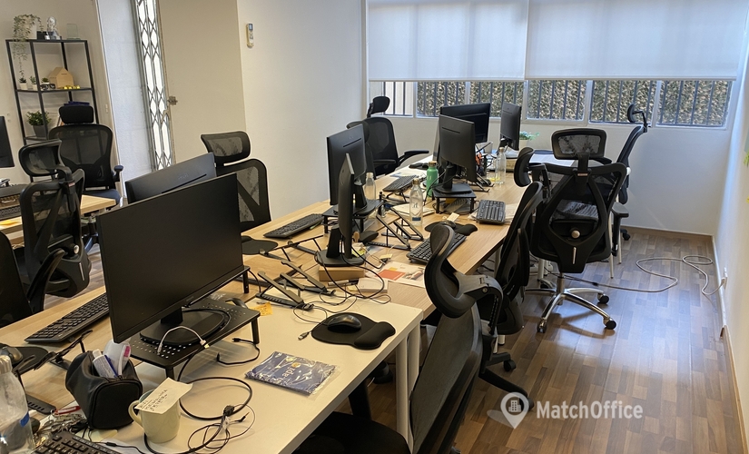 Oficina comercial disponible para alquilar en Eixample 100 m², Carrer de Provença 175 - 3 | MatchOffice.es
