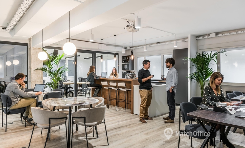 Despacho en alquiler en Madrid Chamberi 500 m², Calle de Caracas 6 - 0 | MatchOffice