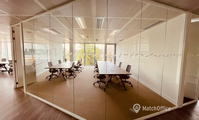 Observe oficinas compartidas en Madrid Canillejas 1200 m², Calle de Campezo 1 - 3 | MatchOffice.es