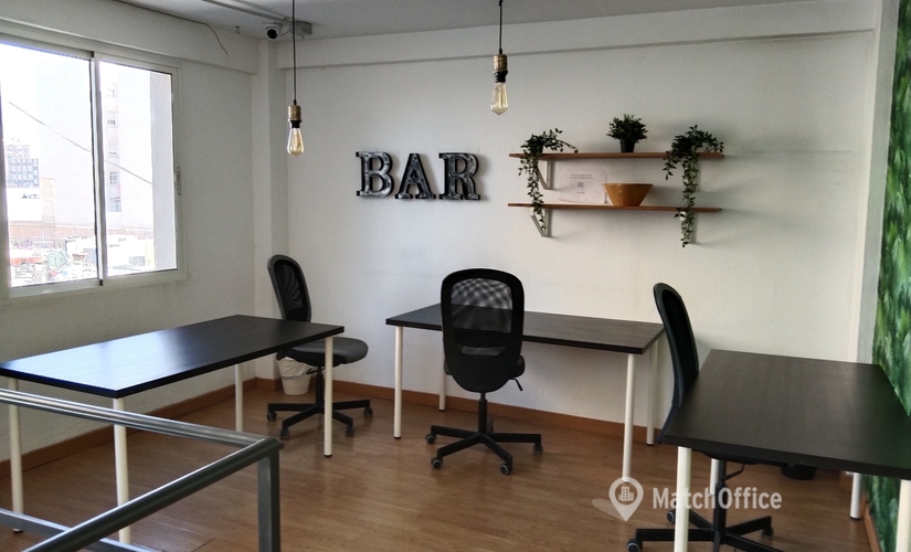 Alquile oficinas compartidas en Málaga 1600 m², Carril de la Cordobesa - 2 | MatchOffice.es