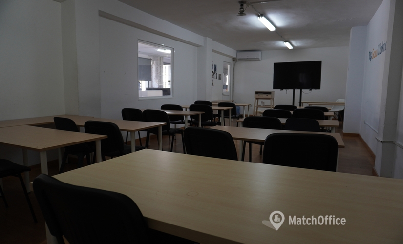 Reserve sala de reuniones en Málaga , Carril de la Cordobesa - 3 | MatchOffice.es