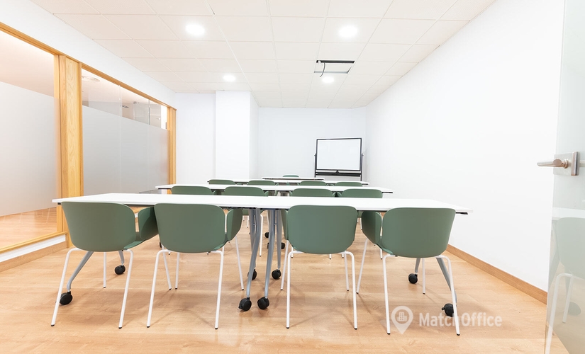 Oficina comercial disponible para alquilar en Málaga 20 m², Plaza de Uncibay 3-5 - 2 | MatchOffice