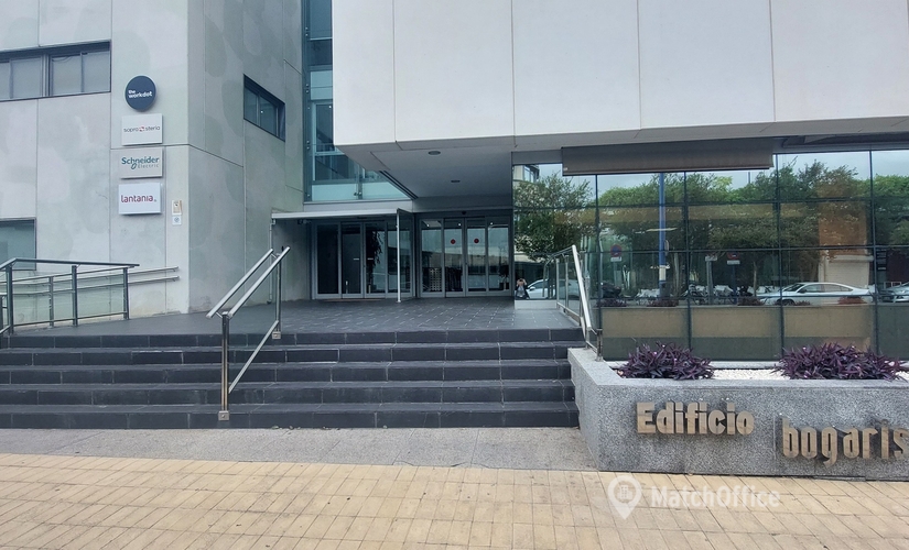 Observe oficinas de coworking en Sevilla 50 m², Calle Charles Darwin S/N - 0 | MatchOffice