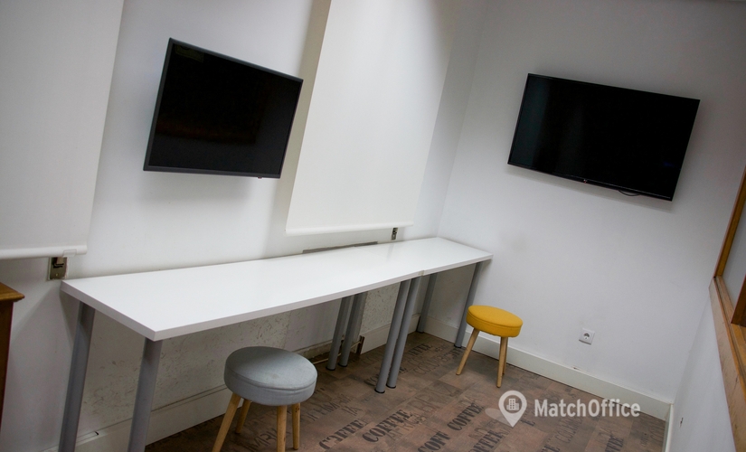Observe oficinas de coworking en Madrid Centro 40 m², Calle del Poeta Joan Maragall 60 - 2º planta - 0 | MatchOffice