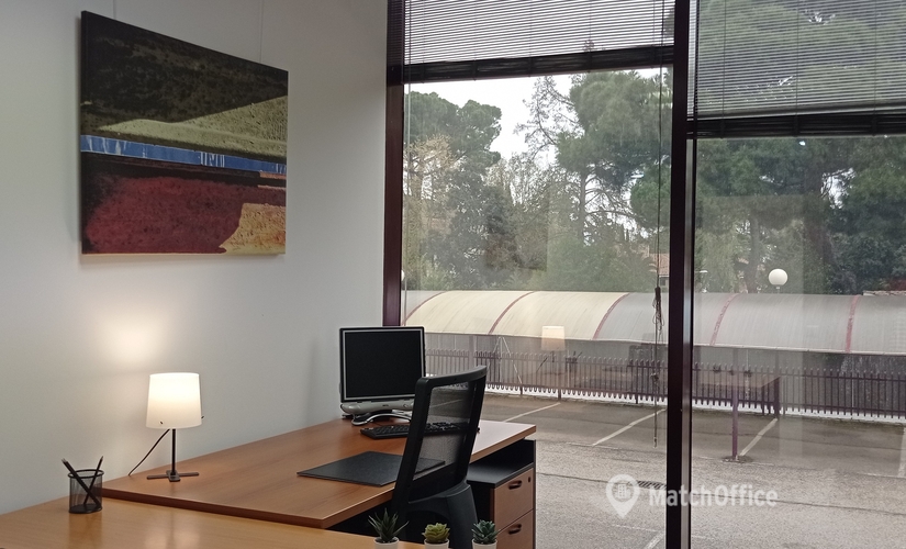 Alquile oficinas de coworking en Pozuelo de Alarcón 60 m², Calle Gobelas 17 - 4 | MatchOffice