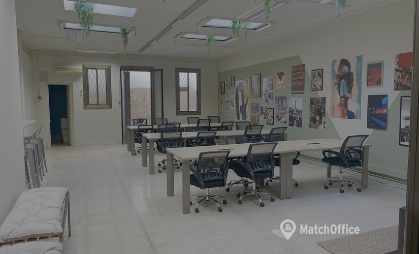 Reserve sala de conferencias en Sants-Montjuic , Carrer dels Comtes de Bell-Lloc 137 - 0 | MatchOffice.es