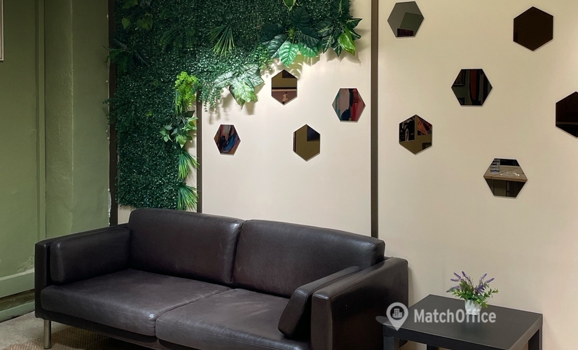 Reserve sala de reuniones en Sants-Montjuic , Carrer dels Comtes de Bell-Lloc 137 - 2 | MatchOffice.es