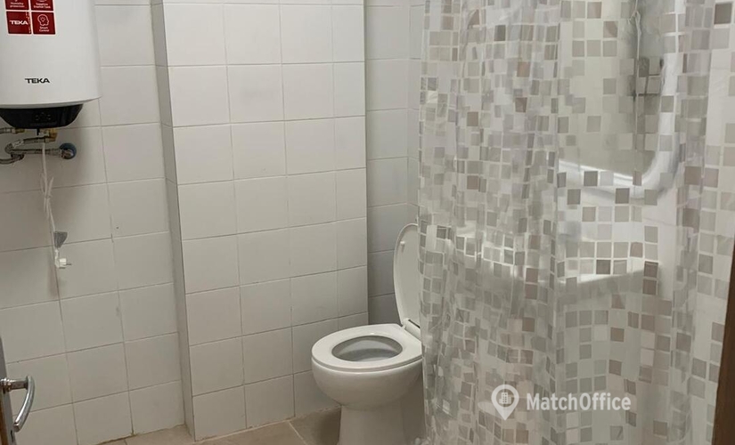 Oficina comercial disponible para alquilar en Polígono Son Castelló 60 m², Carrer de Ramon de Montcada - 0 | MatchOffice.es