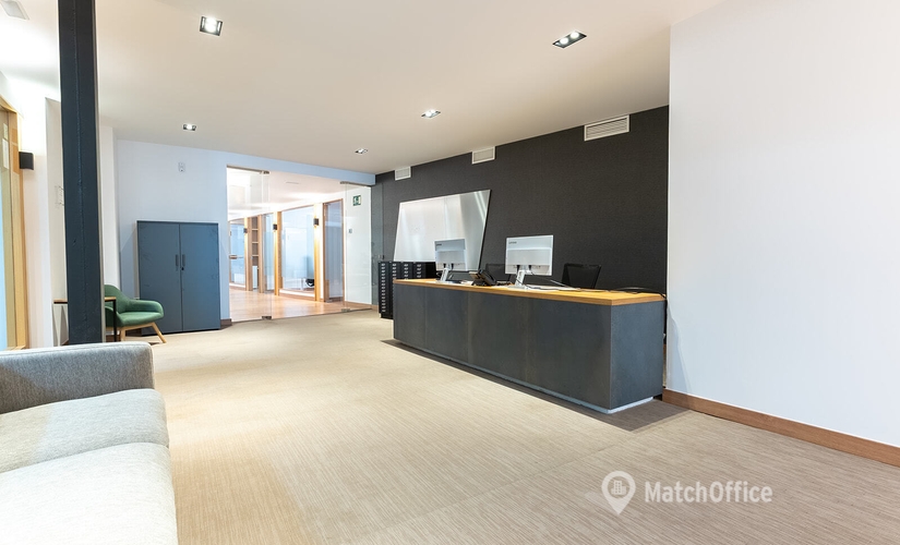 Reserve sala de reuniones en Málaga , Plaza de Uncibay 3-5 - 4 | MatchOffice