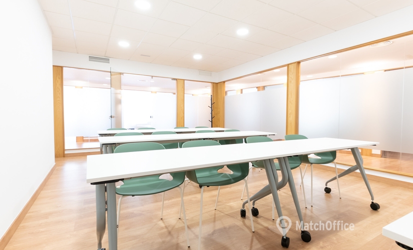 Elija sala de juntas en Málaga , Plaza de Uncibay 3-5 - 2 | MatchOffice.es