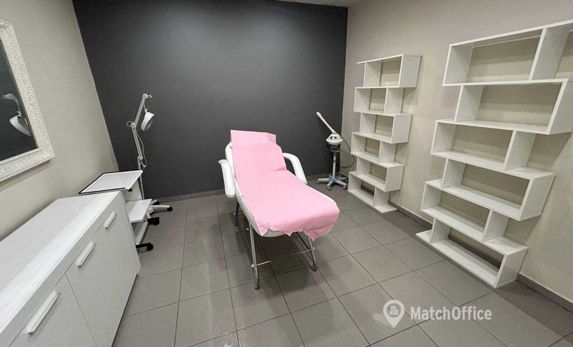 Office Avenida de América 53 18008 Granada