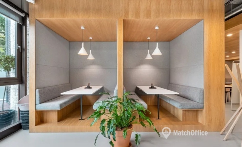 1000 m² Serviced office in Seville, Calle Sierpes 48 (41004) - 1 | MatchOffice.com