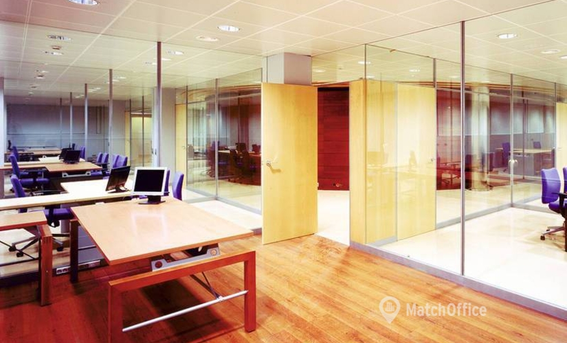 Centros de negocio disponible para alquilar en Girona 500 m², Güell 58 - 1 | MatchOffice.es