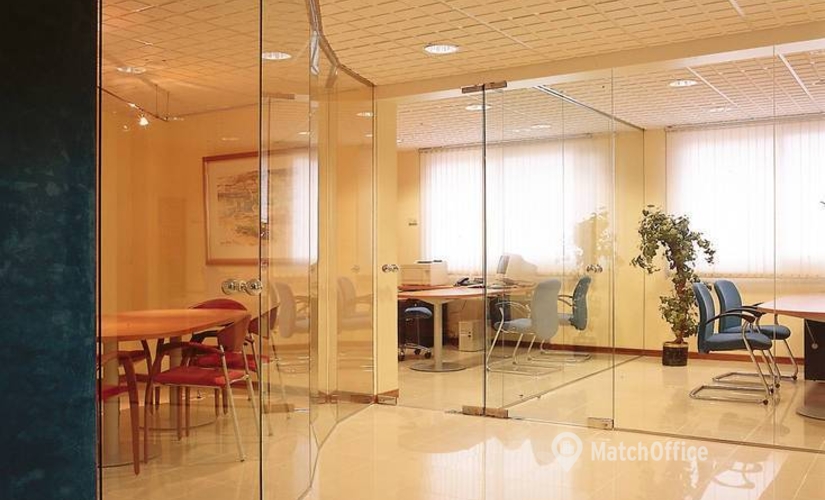 75 m² Business park property for rent in Figueres, Blanc 8 (17600) - 2 | MatchOffice.com