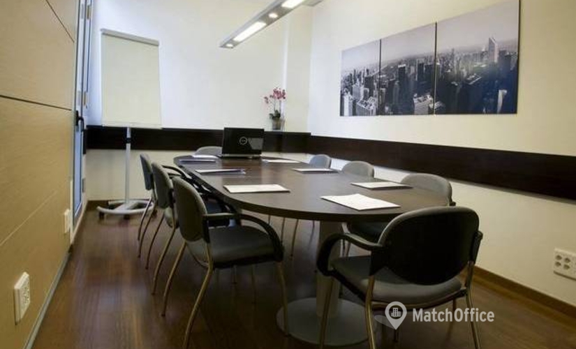 Centro de negocios c/ Buenos Aires 37-39 08902 L'Hospitalet de Llobregat