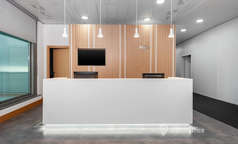 Observe oficinas de coworking en Ciutat Vella 10 m², Moll de Barcelona - 1 | MatchOffice.es