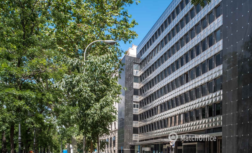 Alquile coworking en Madrid Chamartín 10 m², Paseo de la Castellana - 0 | MatchOffice.es