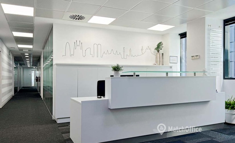10 m² Coworking space in Ciutat Vella, Plaza de Cataluña 1 (08002) - 1 | MatchOffice