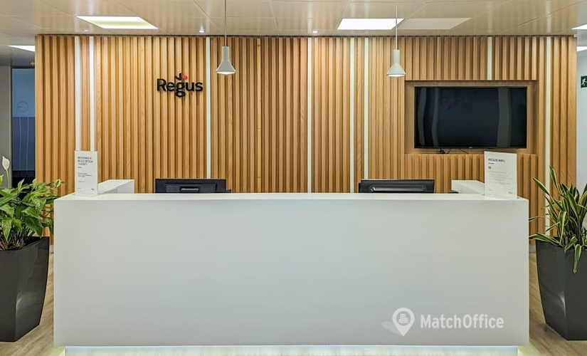 Explore oficinas compartidas en Madrid Salamanca 10 m², Calle de José Ortega y Gasset - 1 | MatchOffice.es