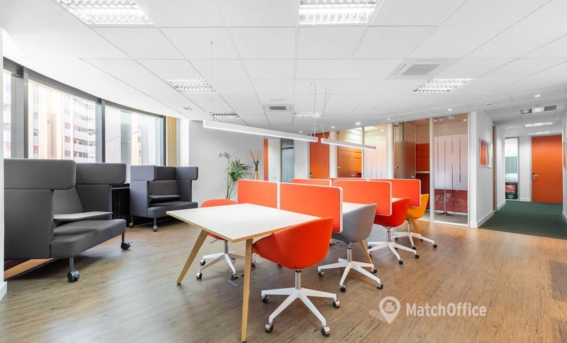 Explore oficinas compartidas en València 10 m², Avenida de Aragón 30 - 3 | MatchOffice.es