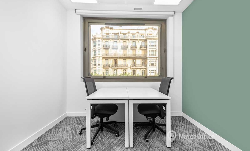 Explore oficinas compartidas en Guipúzcoa 10 m², Avenida Libertad - 3 | MatchOffice