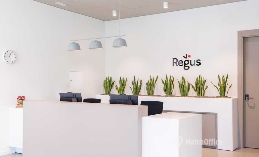 10 m² Coworking space in Logrono, Calle Chile 54 (26007) - 2 | MatchOffice.com