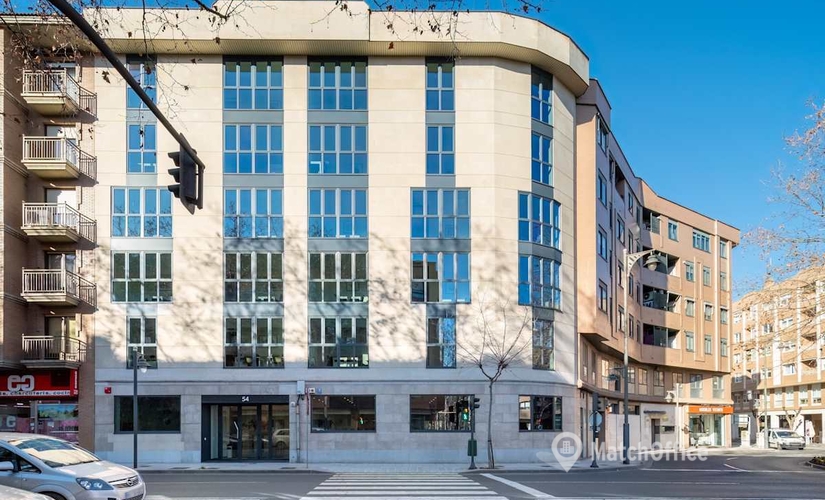 10 m² Co-working in Logrono, Calle Chile 54 (26007) - 1 | MatchOffice.com