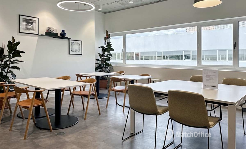 Observe oficinas compartidas en Tres Cantos 10 m², Ronda de Poniente 2 - 4 | MatchOffice