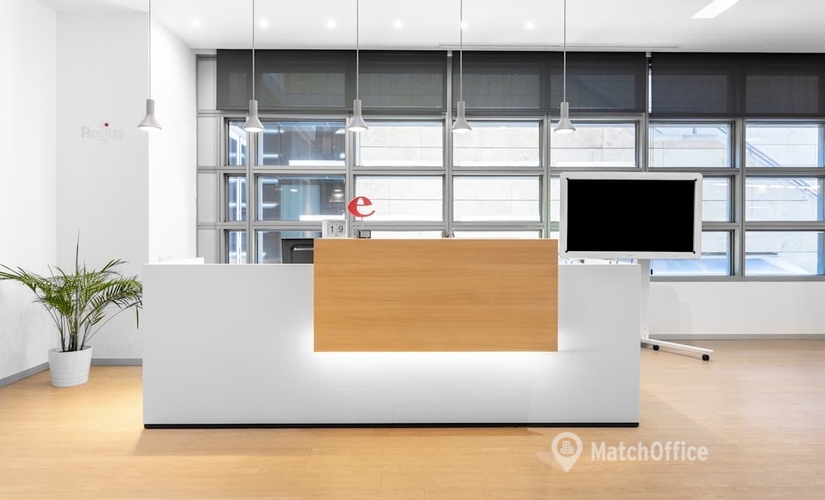 Alquile sala de reuniones en Zaragoza , Avenida de Juan Pablo II 35 - 2 | MatchOffice