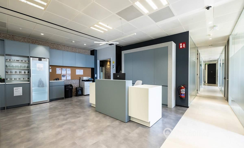 Elija sala de juntas en Madrid Hortaleza , C. de Medina de Pomar 27 - 2 | MatchOffice.es