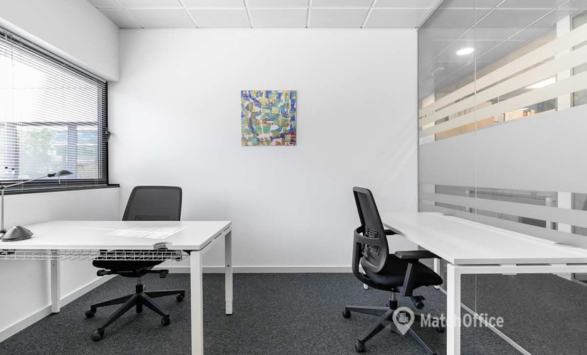 Reserve sala de reuniones en Las Rozas , Calle Gabriel García Márquez 4 - 3 | MatchOffice.es